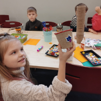 Pirkstiņdarbi “No podiņa līdz ziedam”